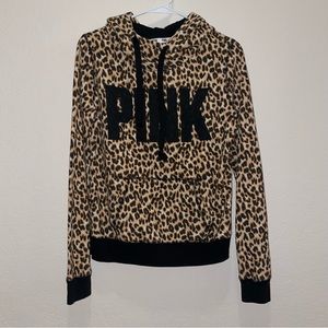 Victoria’s Secret PINK Leopard Sweater Size Medium